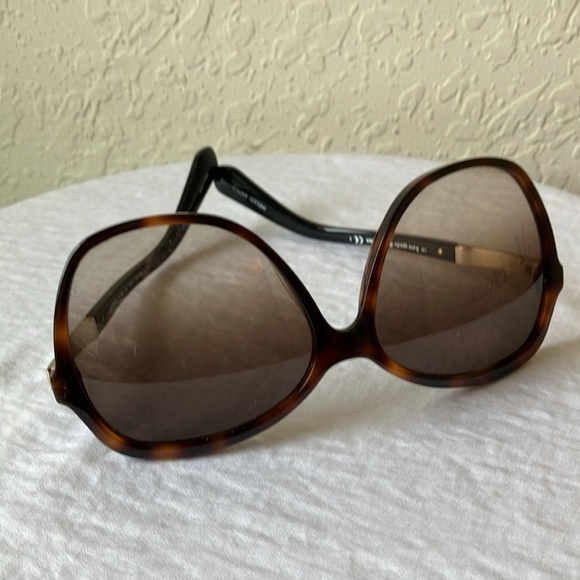Kate Spade: Joslyns Brown tortoise with gold tone- brown gradient lenses- flaw - Picture 8 of 16